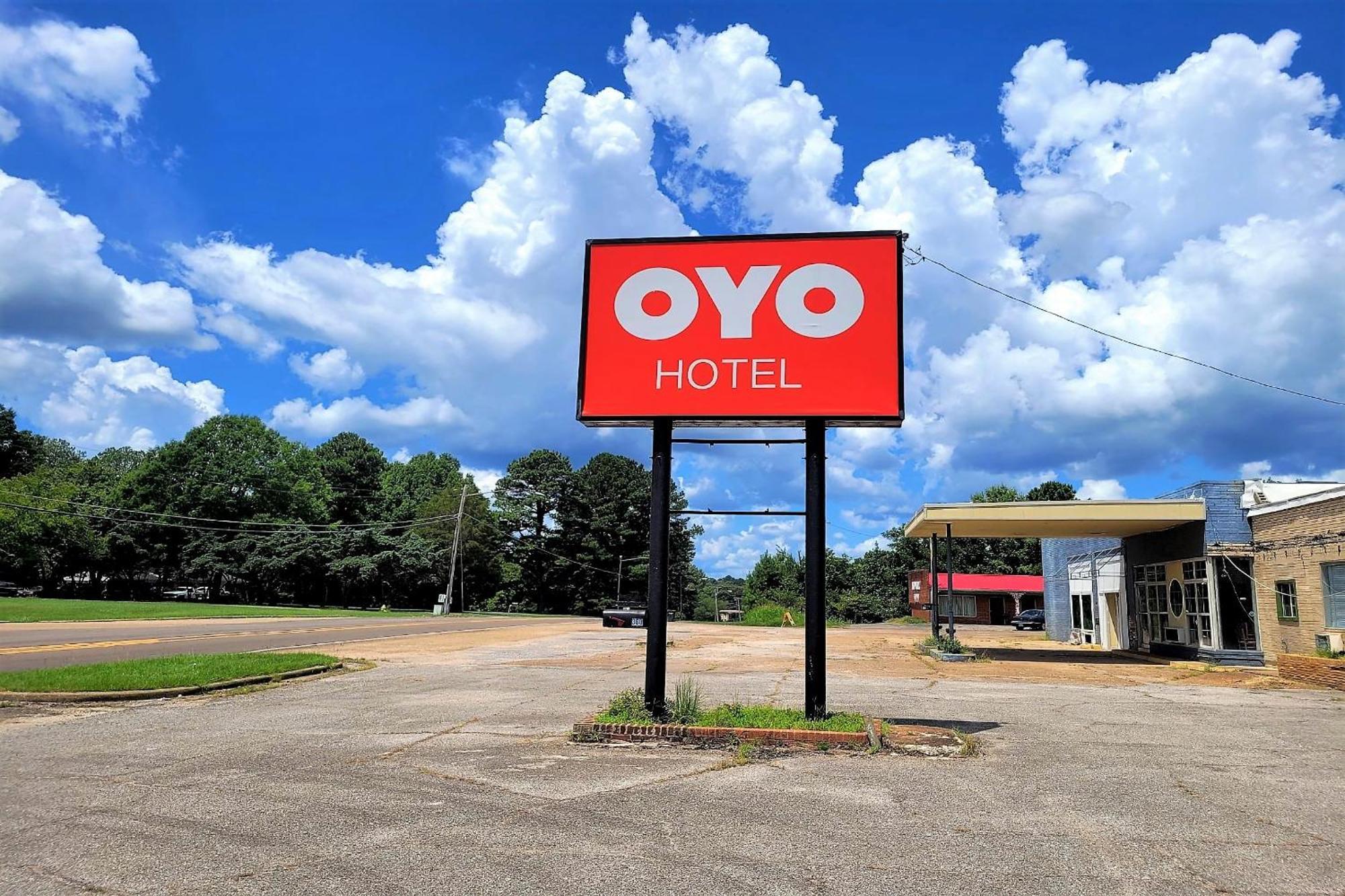 Oyo Hotel Holly Springs Ms Exterior foto